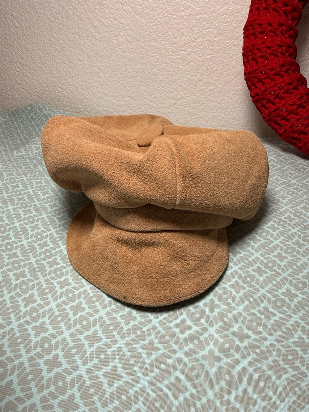 Vintage Genuine Suede Lakeland Sheepskin Centre Ambleside & Keswick Newsboy Cap